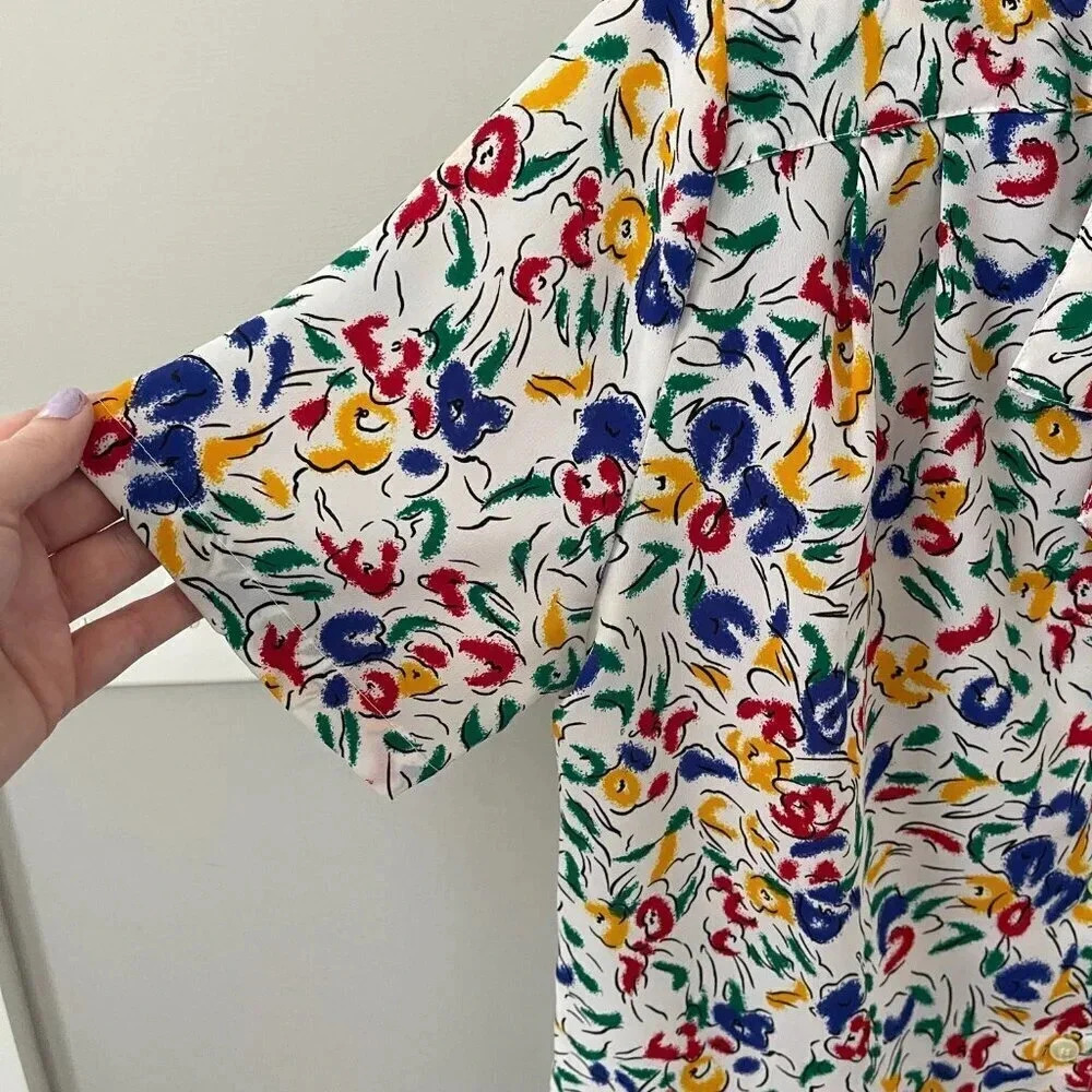 Vintage: Petite Impressions 90s Colorful White Floral Button Up - Size 4 - Picture 4 of 16